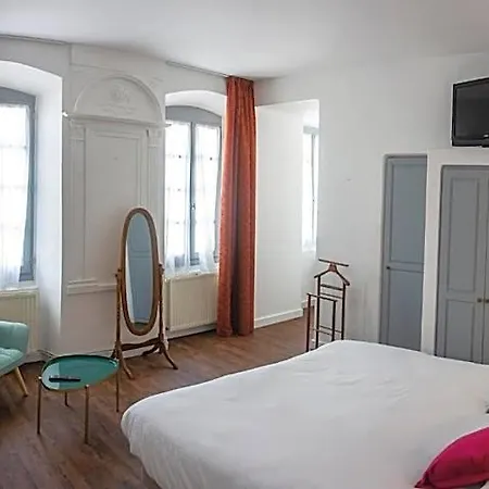 Hotel Candide *